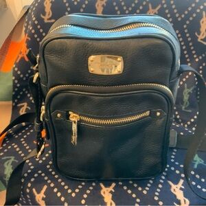 Michael Kors Black crossbody purse
